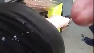 লোভনীয় স্বর্ণকেশী ক ...