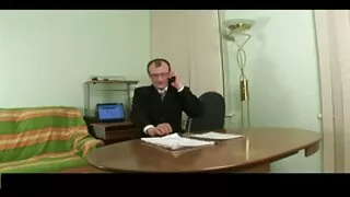 লাল বিকিনিতে বস্টি স ...