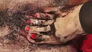 কমনীয় নিম্ফো তার ভা ...