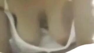 দুই স্লুটি এশিয়ান ল ...